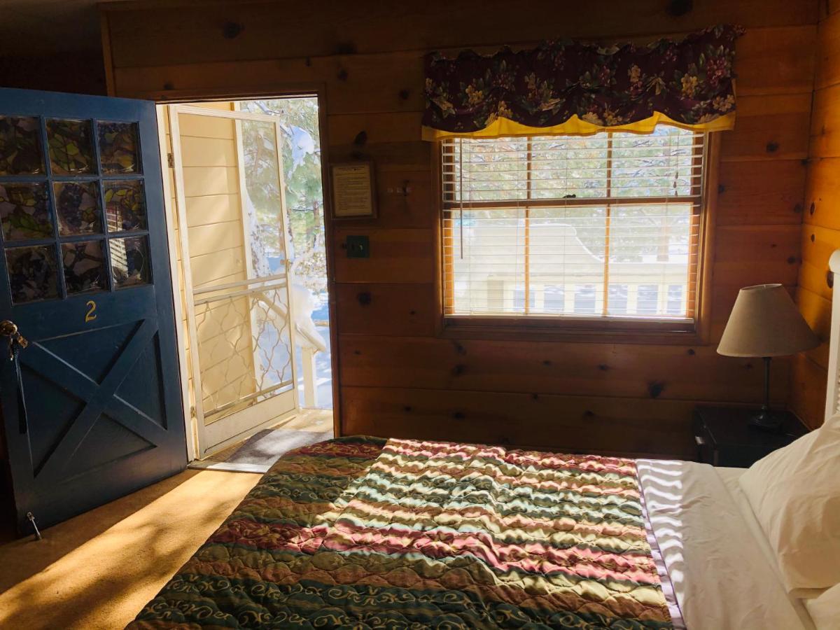 Mountain View Cabins Wrightwood Eksteriør billede