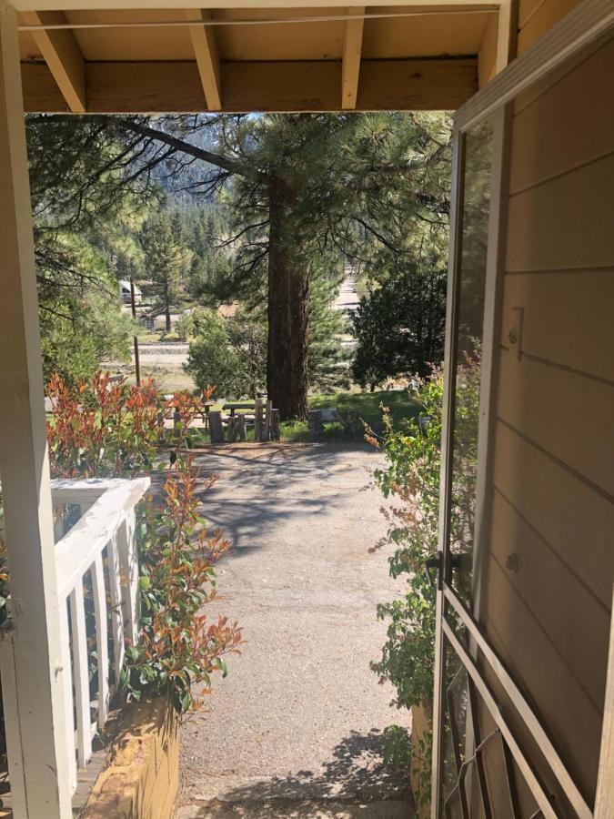 Mountain View Cabins Wrightwood Eksteriør billede