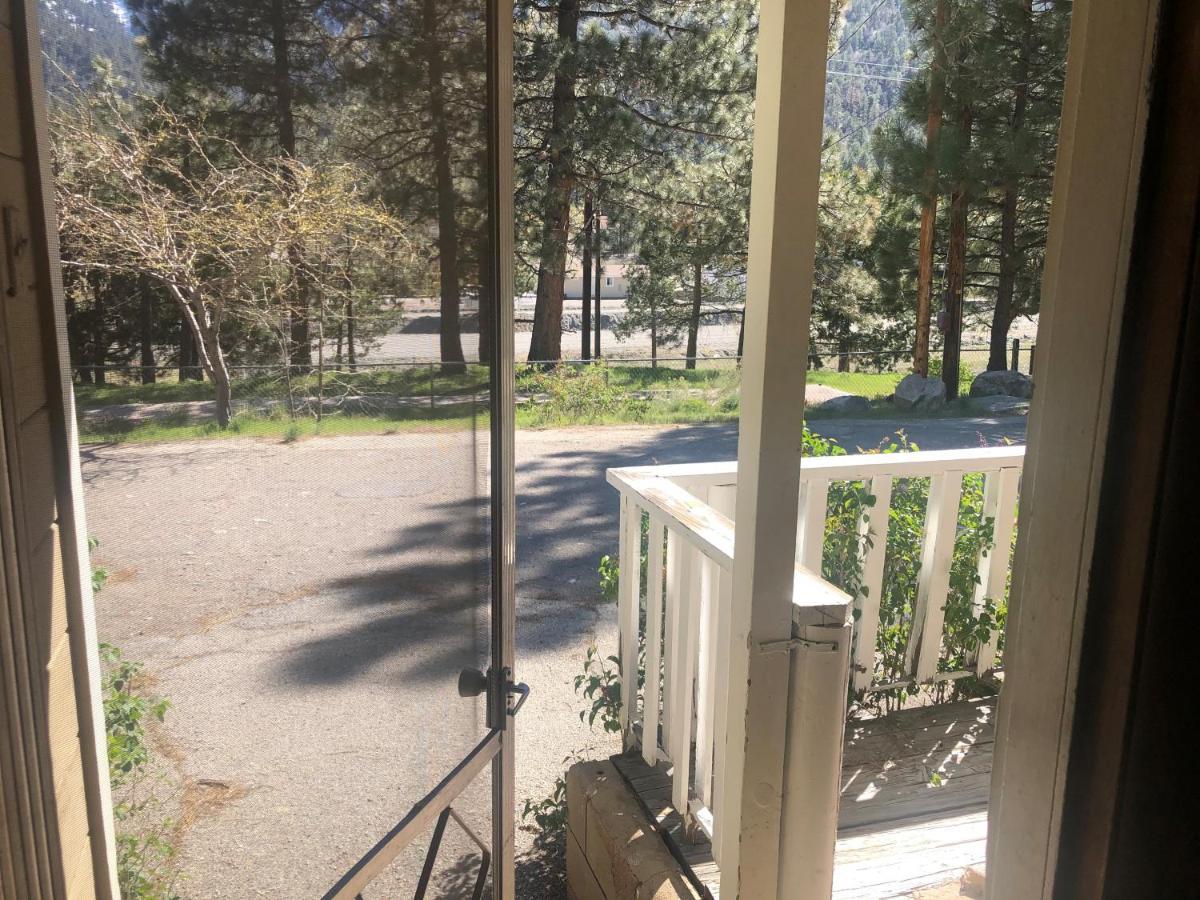Mountain View Cabins Wrightwood Eksteriør billede